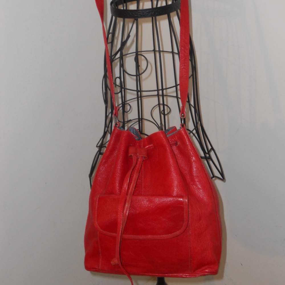 BARGANZA RED LEATHER SATCHEL DRAWSTRING BAG